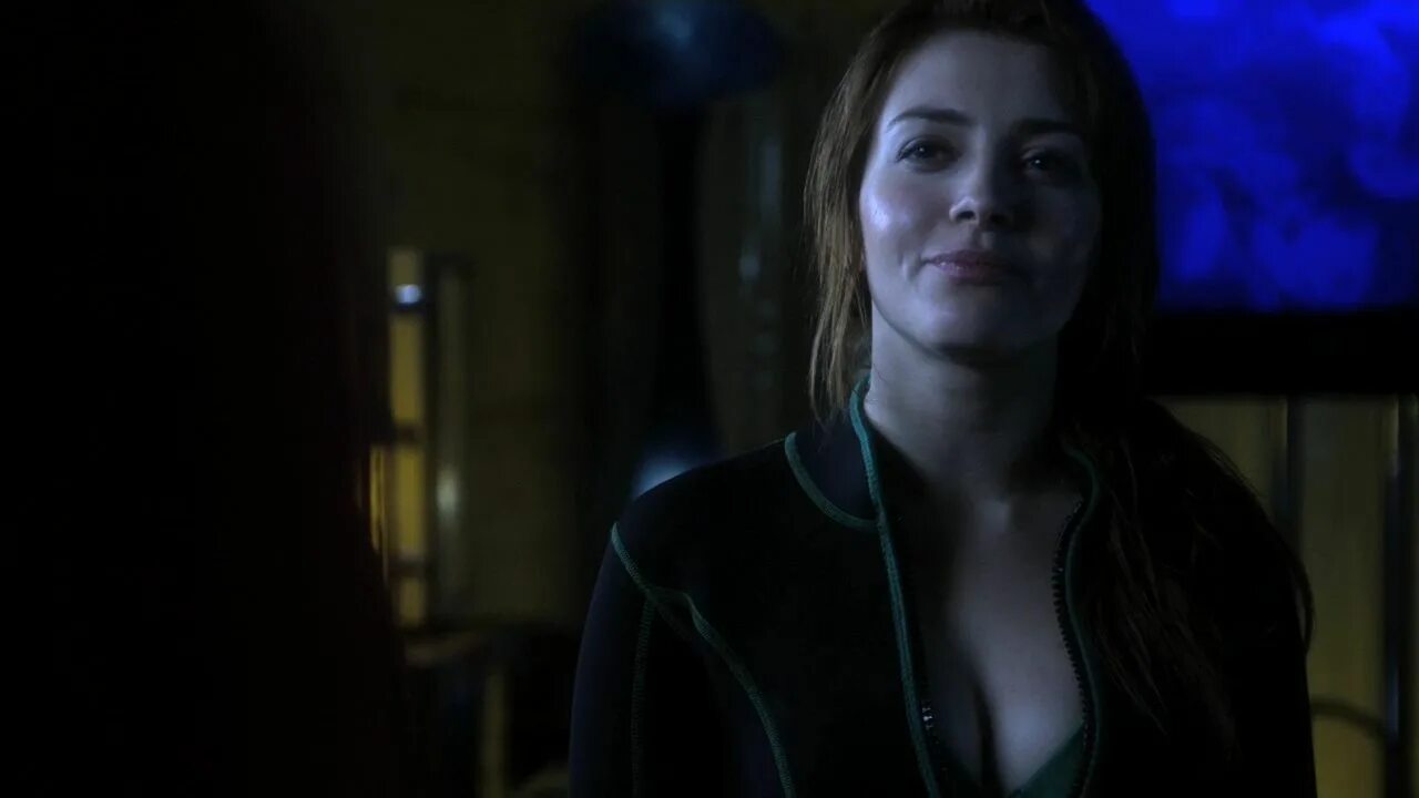 Красивые женщины по вызову. Elena satine smallville. Муассанитовая вдова селина катрин. Жена по вызову с другой планеты. Аудиокнига дена по вызову с другой планеты.