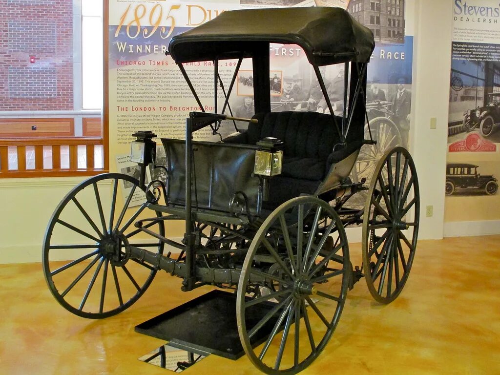 Первая машина механика. Duryea Motor Wagon. Duryea Motor Wagon Company. 1893 Duryea. Duryea Motor Wagon Company машины.