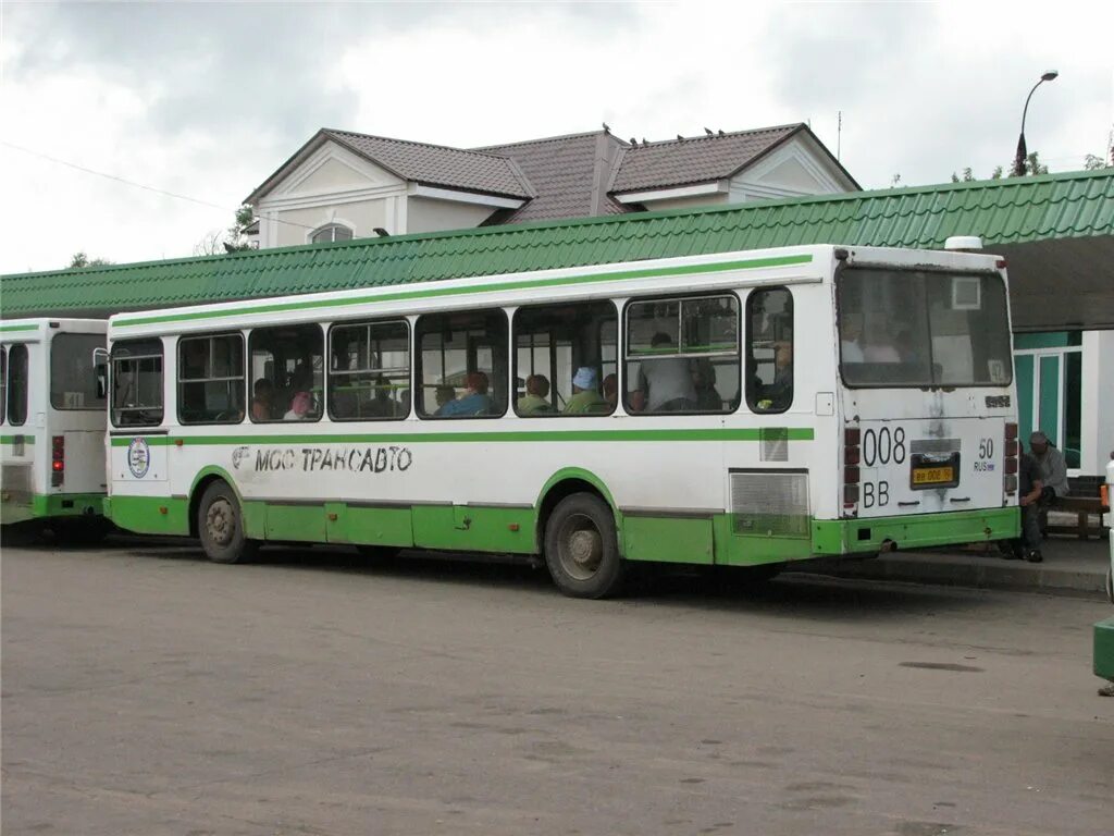 Liaz 5256. Автобус 301 москва-верея. Самый ранний автобус из вереи в наро-фоминск. Станция верея. Автовокзал наро-фоминск.