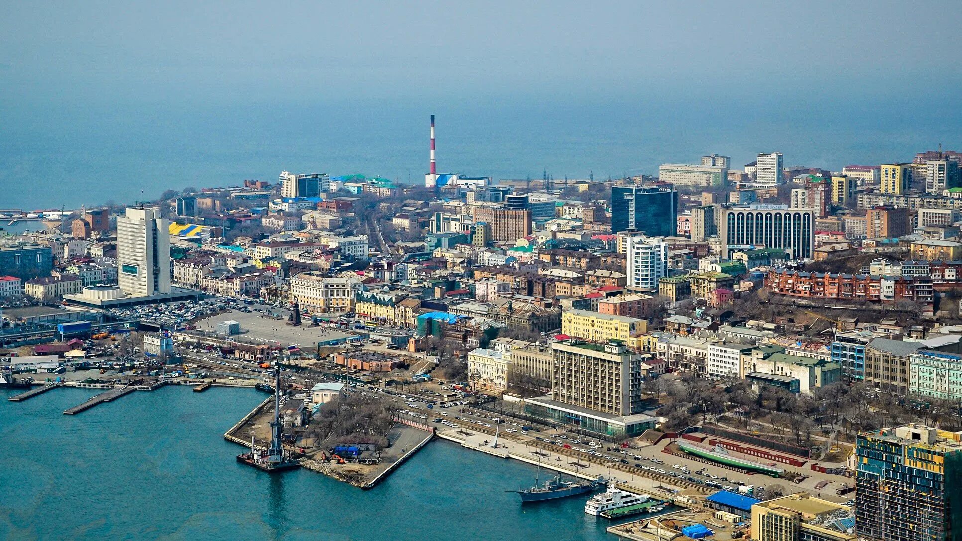 Владивосток является крупнейшим городом. Владивосток центр города. Владивосток столица Приморского края. Дальний Восток Владивосток. Владивосток-столица Приморского края. Фото.