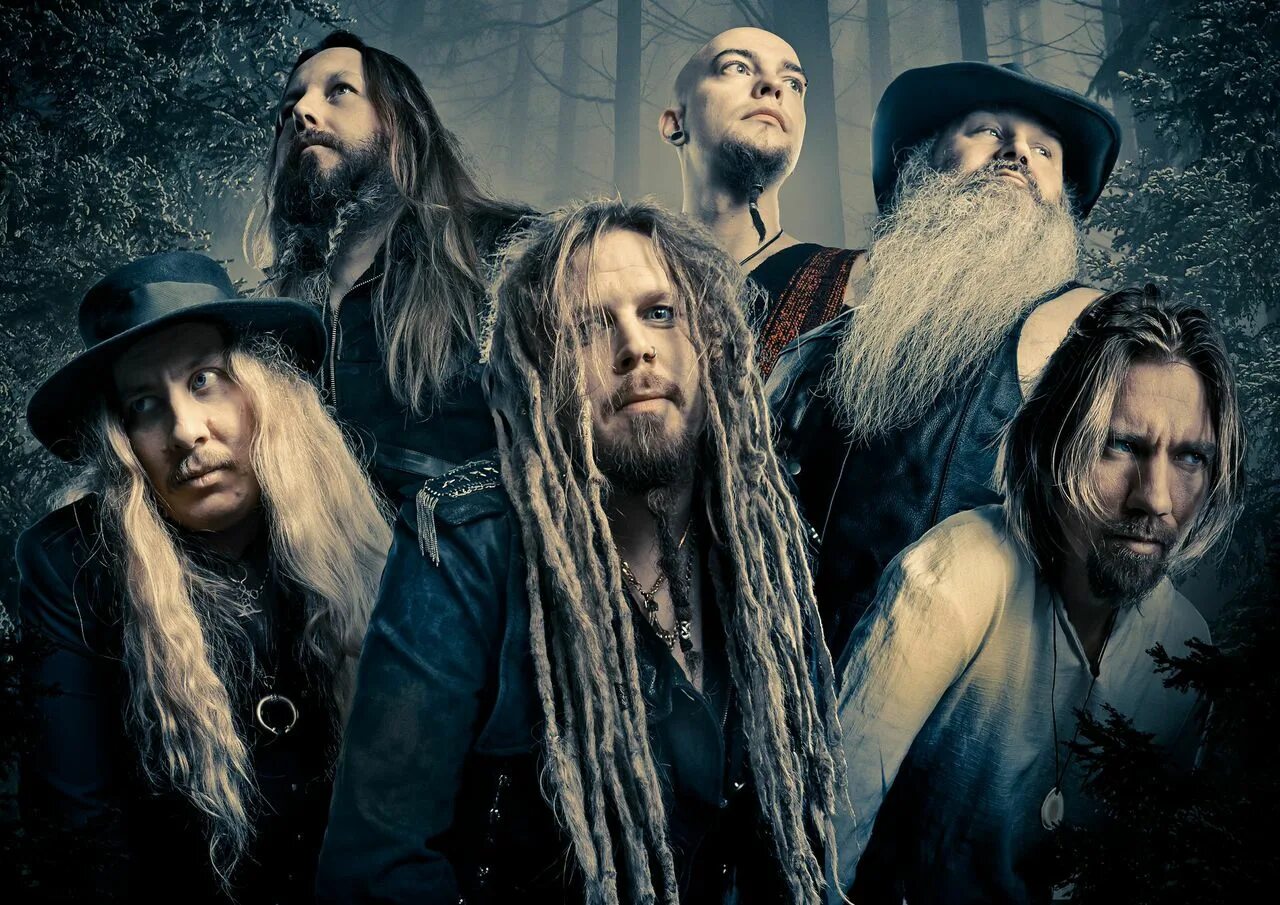 Korpiklaani металл группа. Финская группа korpiklaani. Korpiklaani 2021. Финская группа korpiklaani. Korpi.