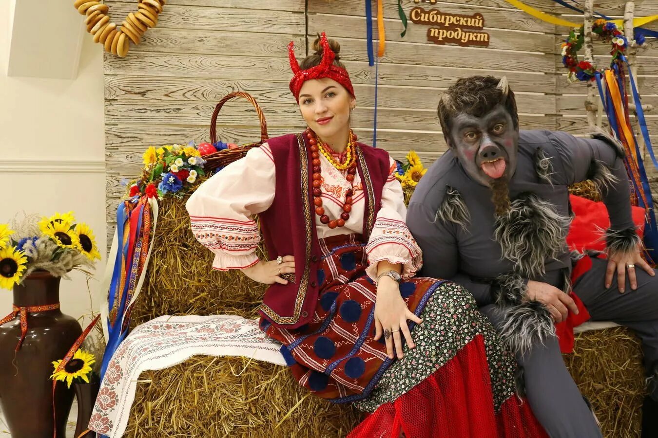 Солоха значение. Солоха вечера на хуторе близ диканьки. солоха украинка. солоха вечера на хуторе. костюм солохи вечера на хуторе близ диканьки.
