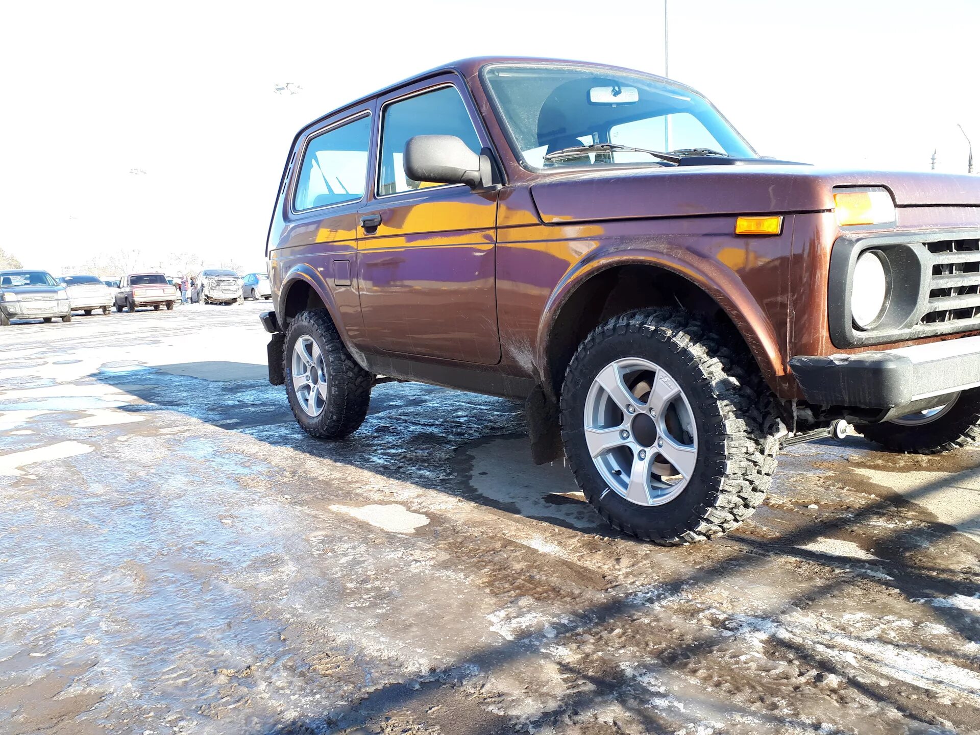 Lassa ok 144 на ниву. 205/70 r16 нива с лифтом. Резина на ниву на озоне. Резина на ниву на озоне. К-139 на ниву.