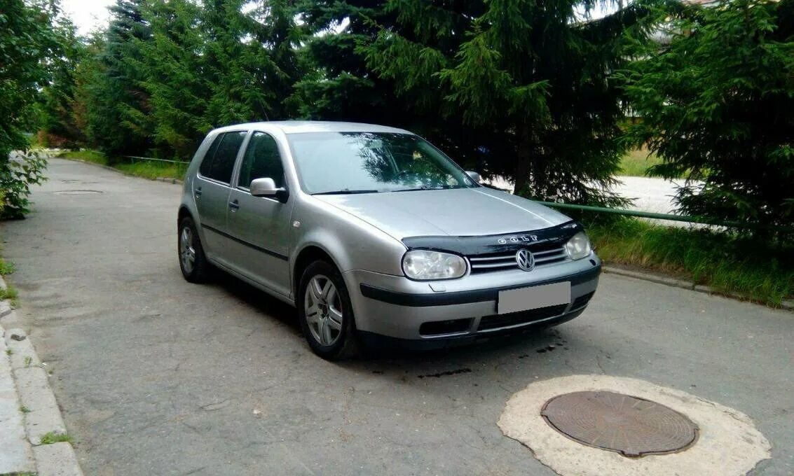 Куплю фольксваген гольф б у. Фольксваген гольф 4 2003. Volkswagen Golf 4 2003 года. Фольксваген 2003 года. Фольксваген гольф 1997г.