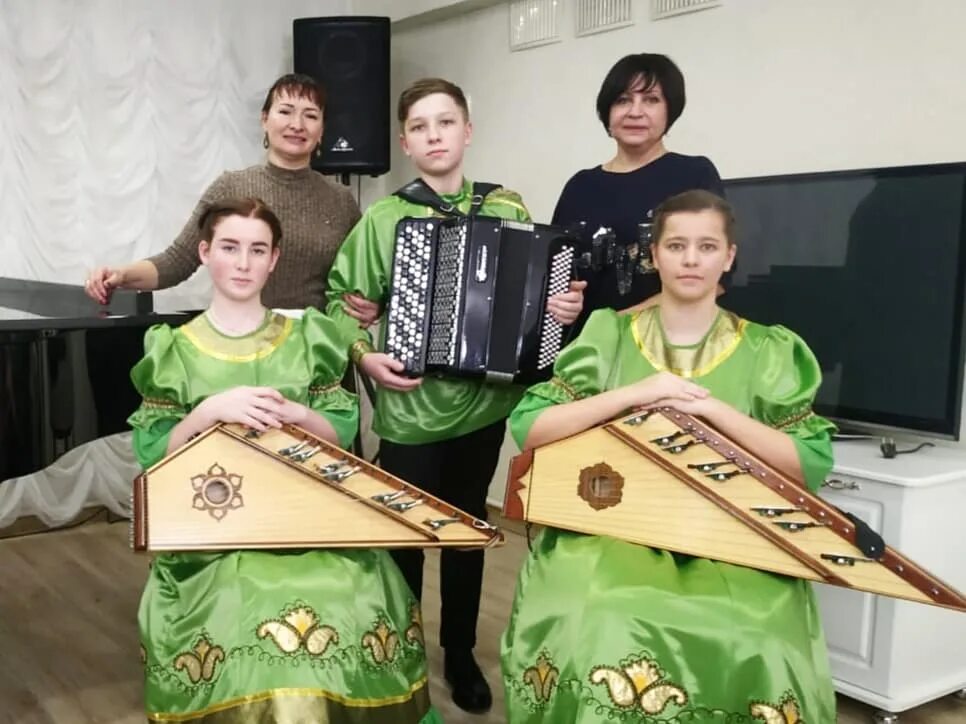 Солнечногорская школа искусств. Менделеевская музыкальная школа. Фольклорный детский коллектив московская область. Музыкальные составы. Музыкальная школа солнечногорск.