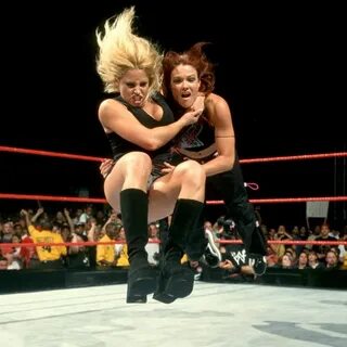 Raw 2004