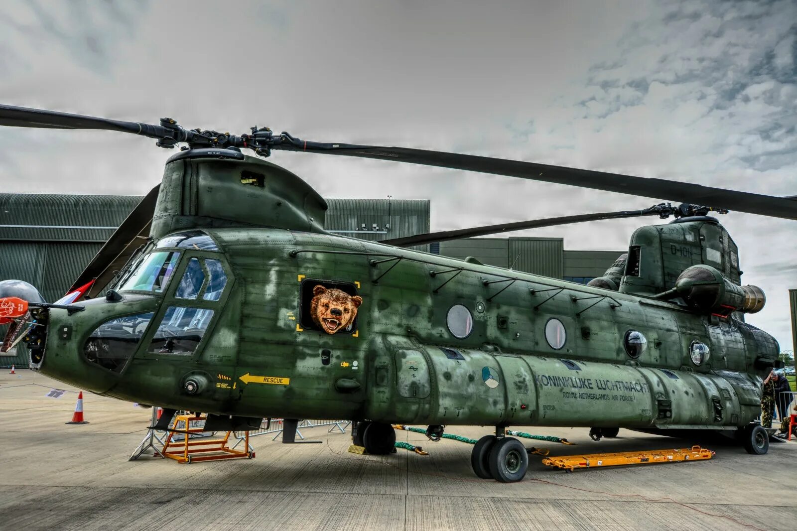 Chinook Ch-47. Ch-47d «Чинук. Boeing Ch-47 Chinook. Boeing Ch-47 Chinook Helicopter.