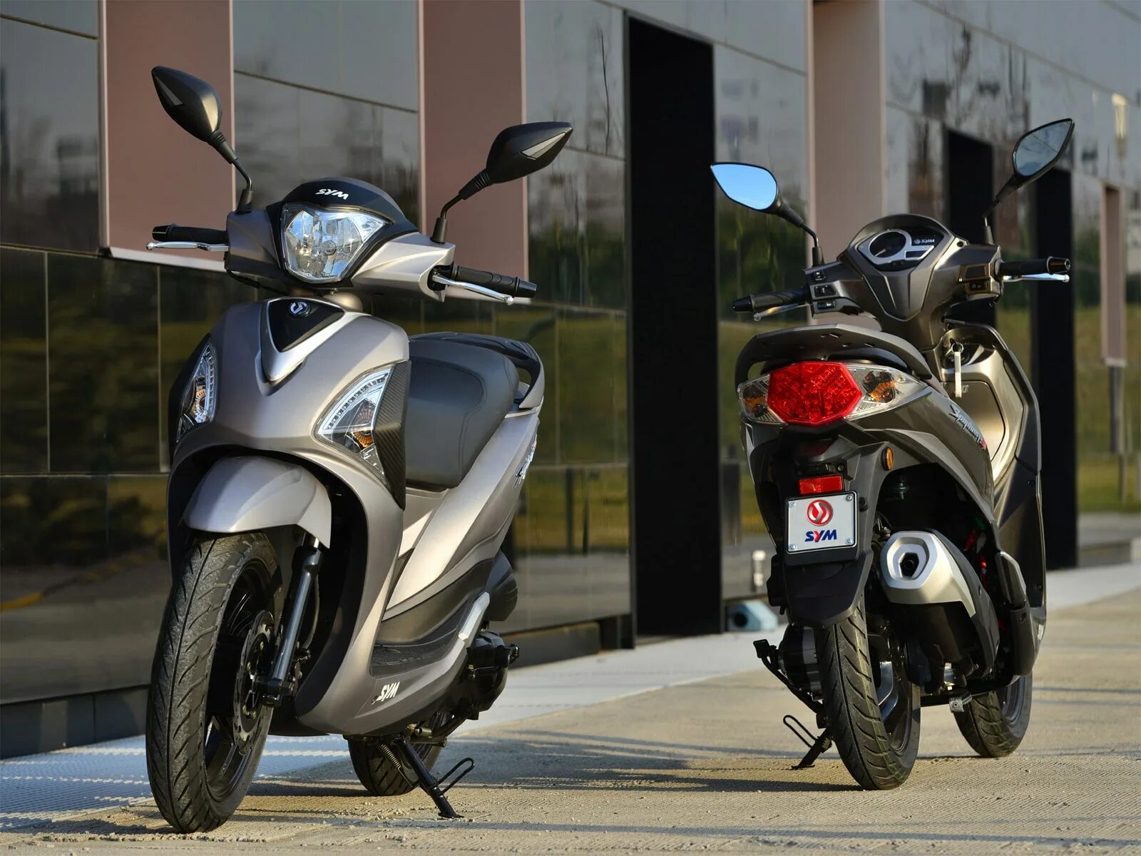 SYM Symphony St 200. SYM Symphony 50. SYM Symphony 125. Скутер SYM 200.