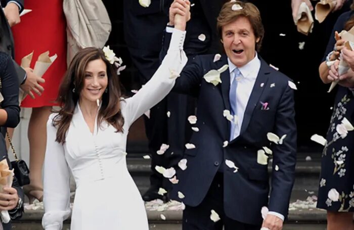 Свадьба пола маккартни. Дорожка для выездной регистрации. Ковровая дорожка на свадьбу. Свадьба пола. Свадьба пола.