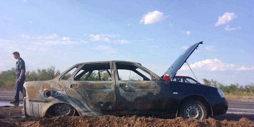 Новости 22 1 24. Авария в Волгоградской области. Авария Николаевск Волгоградская область. Происшествия Николаевск Волгоградская область. Приора Волгоград ДТП на трассе.