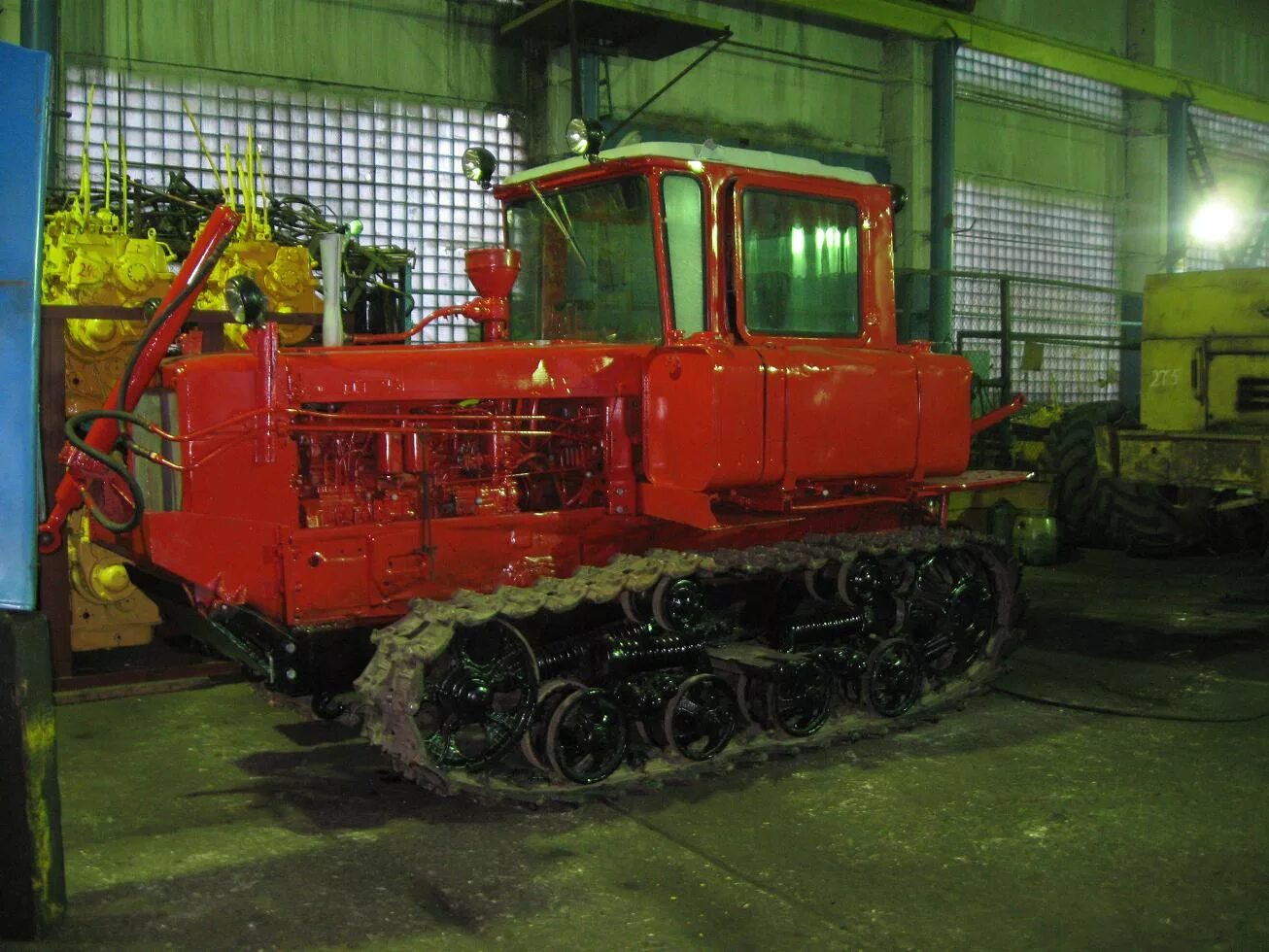 дт 75 масло. вгтз дт-75. дт 75 масло. дт 75 масло. трактор вгтз дт-75.