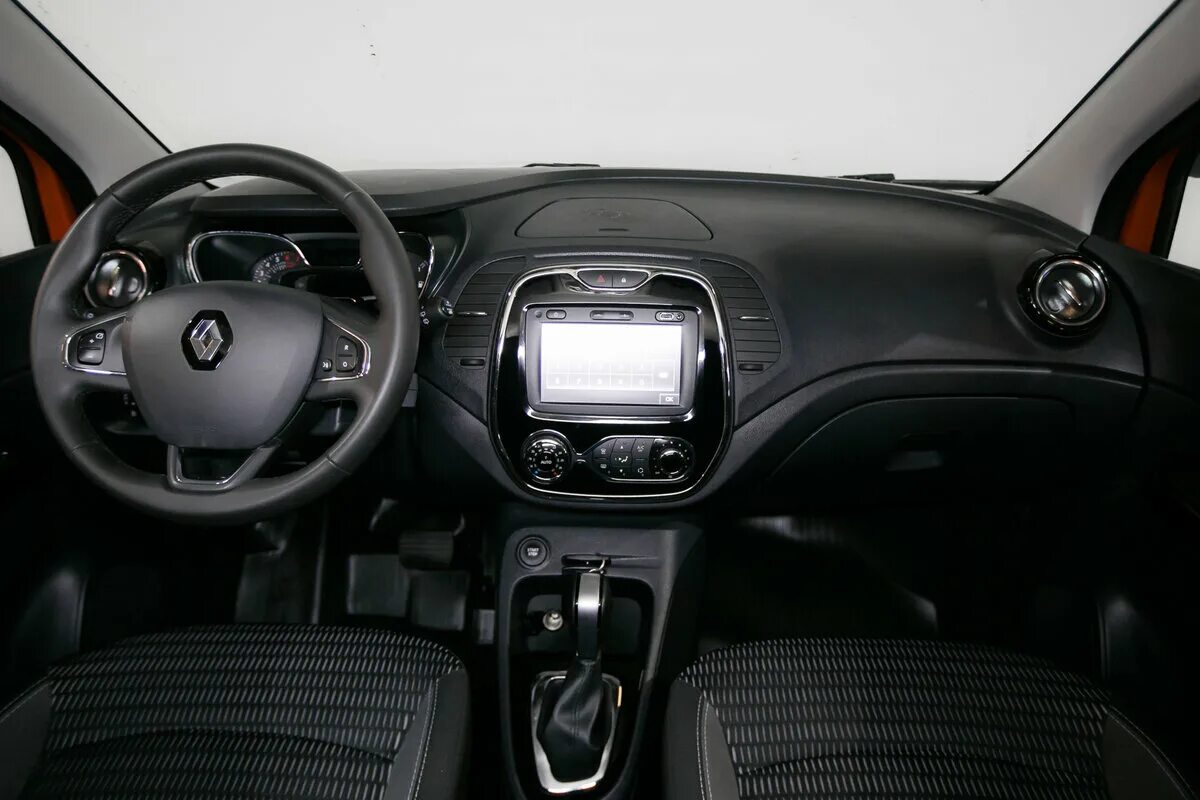 Рено каптур 1.6 вариатор. Renault captur 1.6 мт. renault captur 1.3 cvt кабина. рено каптур 1 салон.