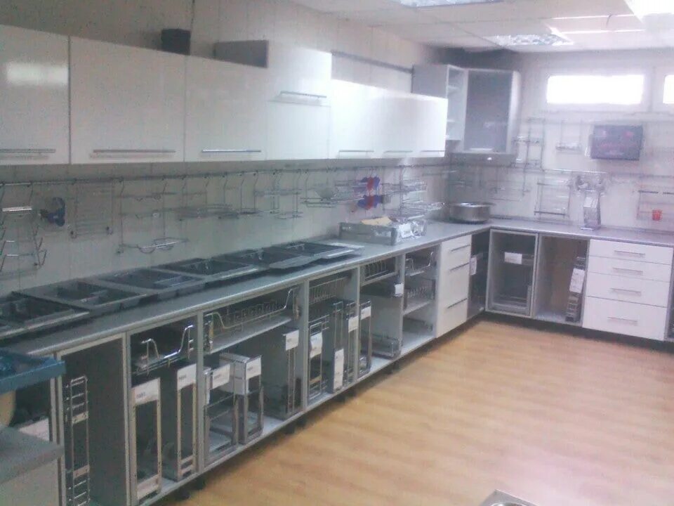 Фурнитура в стиле минимализм. Мф комплект мебельная фурнитура подрезково. Мф комплект подрезково. Мф-комплект мебельная фурнитура. Корзина низ баз ш150 с креп фасада 16050299 инструкция.