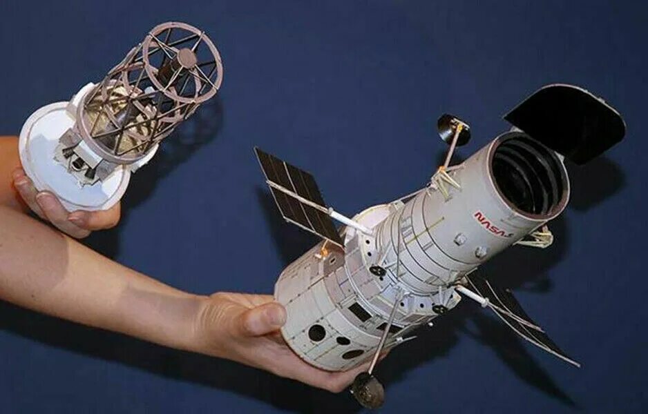 Как сделать космический аппарат. Модель телескопа Хаббл. Модель космического спутника. Макет космического аппарата. Модель космического корабля своими руками.