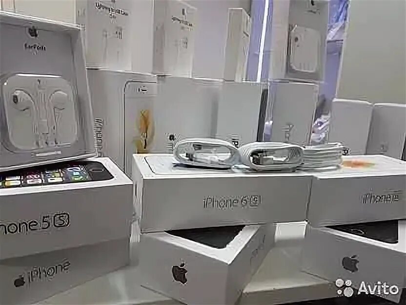 Магазин техники apple казань. Магазин айфонов в Казани. Скайрон Казань айфоны.