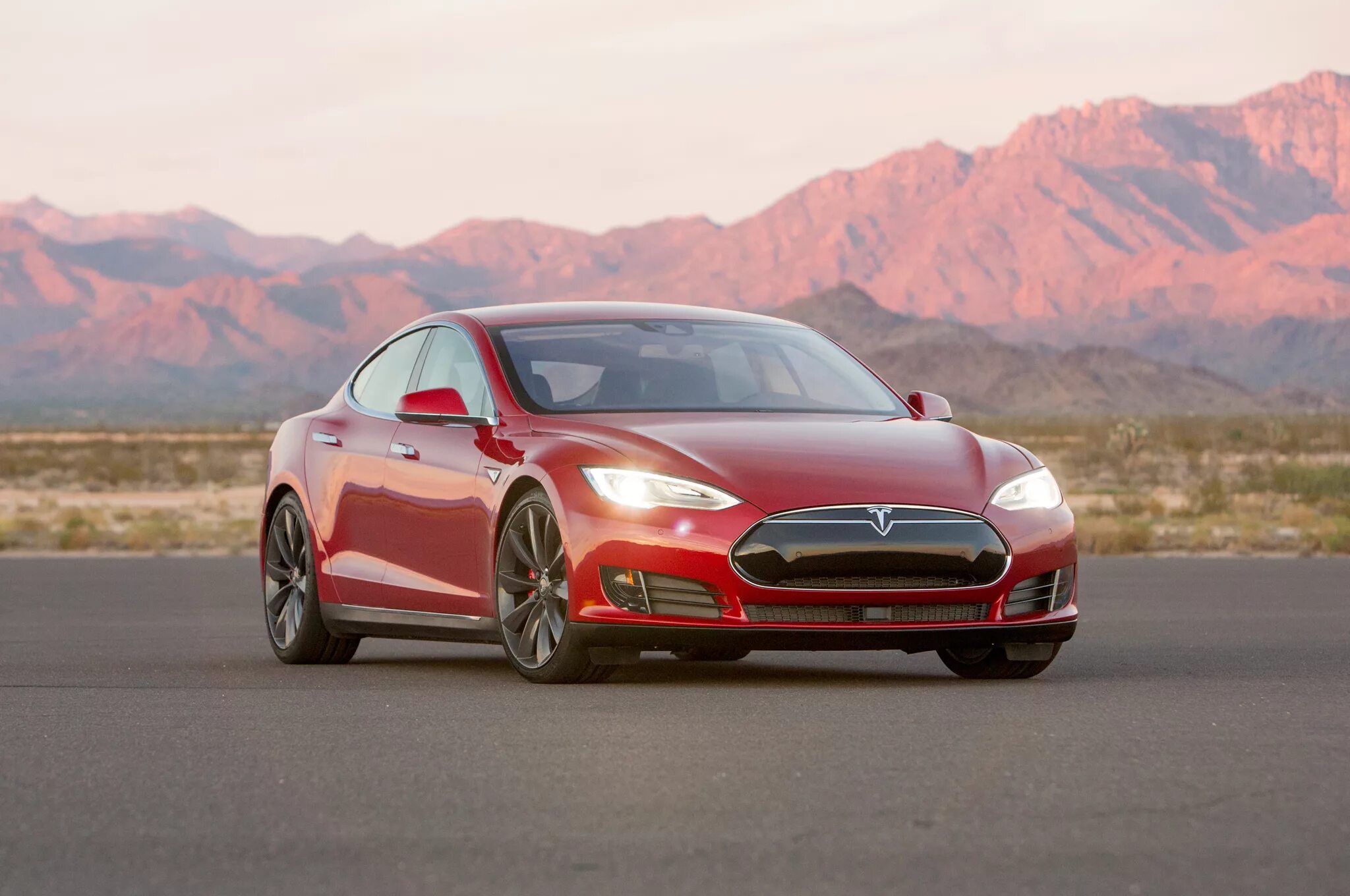 Машина Tesla model s. Электромобиль Tesla model s. Tesla model s p90d. Тесла модель s 2015. Model s mobile