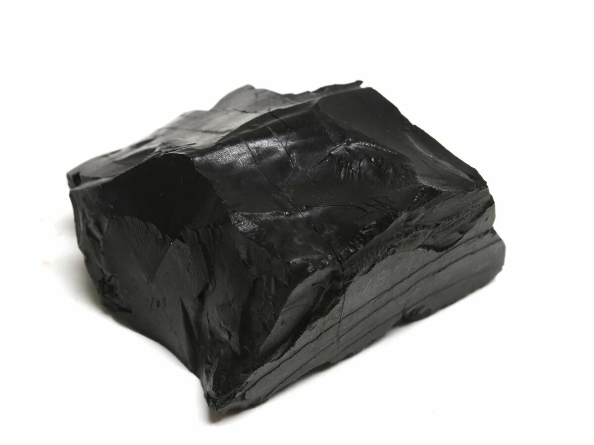 Уголь это металл. Уголь бурый каменный антрацит. Гагат антрацит каменный уголь. Полублестящий уголь. Кусок угля.