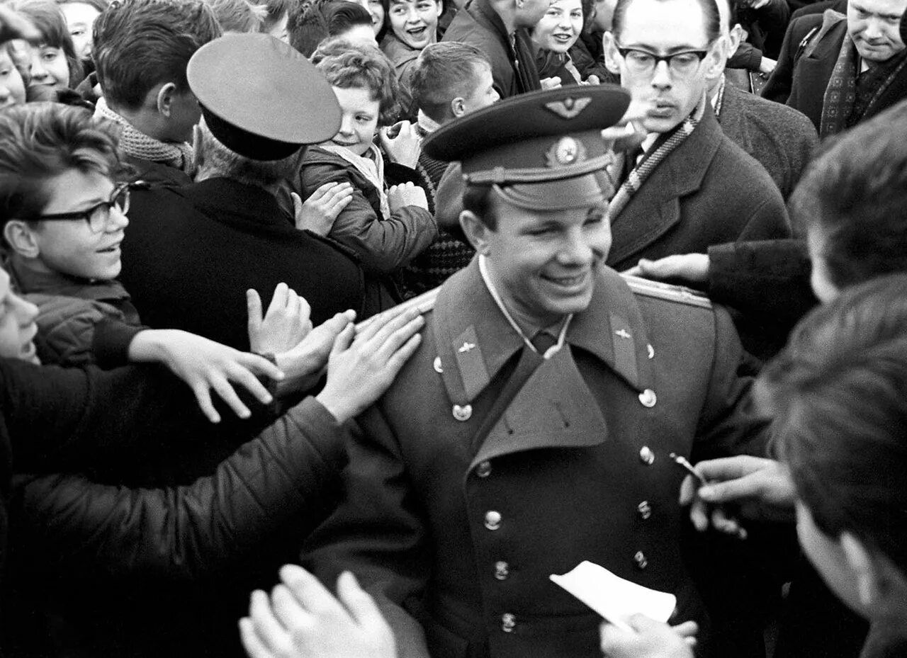 В 14 лет первый полет. Гагарин 1960.