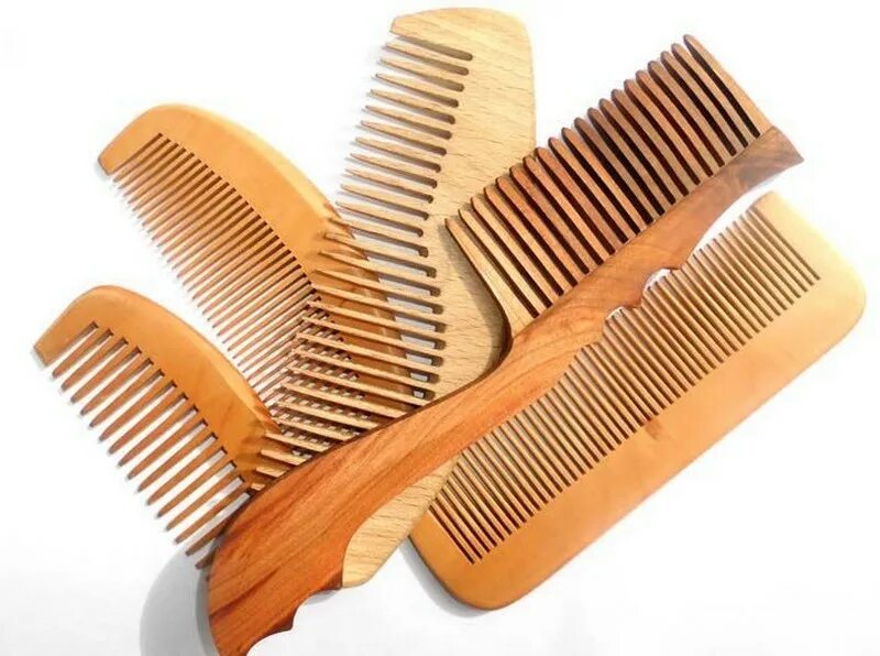 Гребешок для волос деревянный. Расческа для волос деревянная. Гребень для волос деревянный. Деревянная расческа гребень для волос.