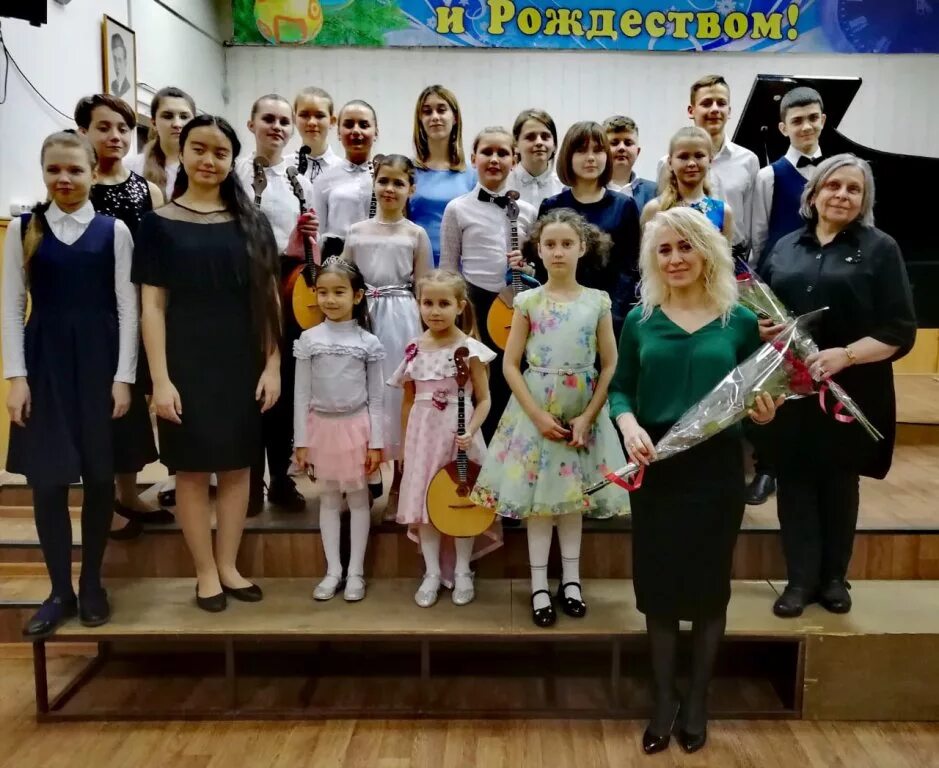 Старая музыкальная школа солнечногорск. Музыкальная школа солнечногорск. Солнечногорская детская школа искусств. Музыкальная школа старый оскол ленина. Музыкальная школа искусств солнечногорск.