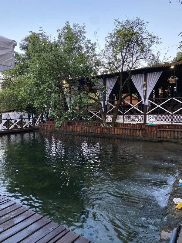 Подворье романовых. Подворье романовых в ростове на дону родник. Подворье романовых баня ростов. Подворье романовых. Подворье романовых в ростове на дону родник.