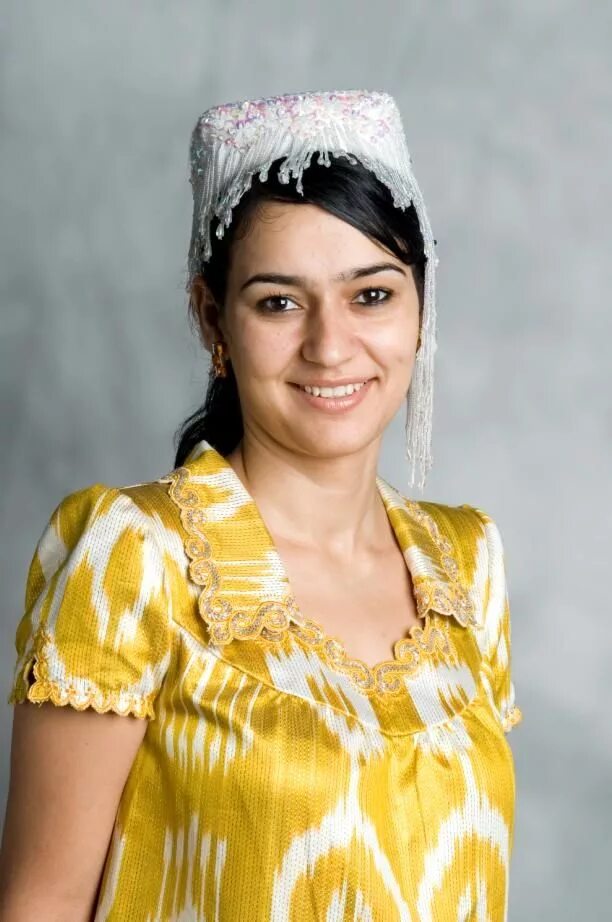 таджичка. пышные красивые таджички. паризода эшонкулова. певица дильноза узбекистан. мафтуна узбечка.