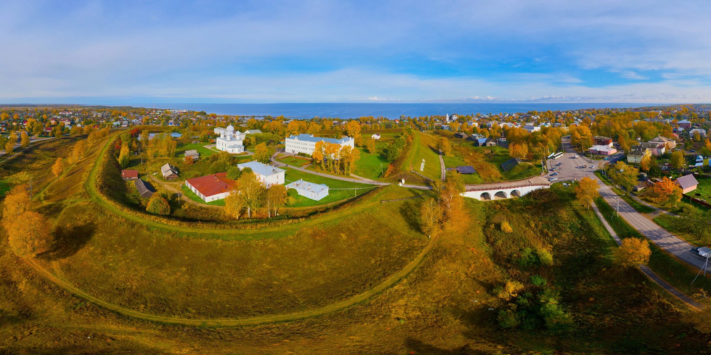 дмитровский кремль (музей-заповедник). валов город. крепостной земляной вал окольного города великий новгород. дмитровский кремль достопримечательности дмитрова. городские валы переславль залесский.