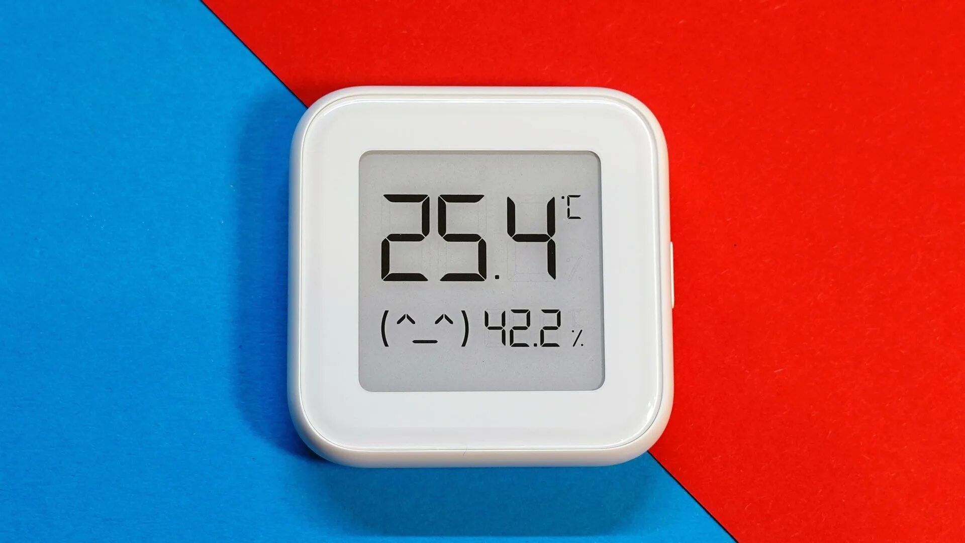 Xiaomi humidity monitor. Xiaomi датчик температуры и влажности без экрана.