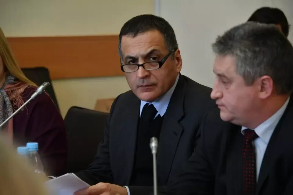 Р курбанов. Курбанов рашад афатович рэу. а.р. курбанов мгу. отзывы студентов о курбанов рашад афатович.