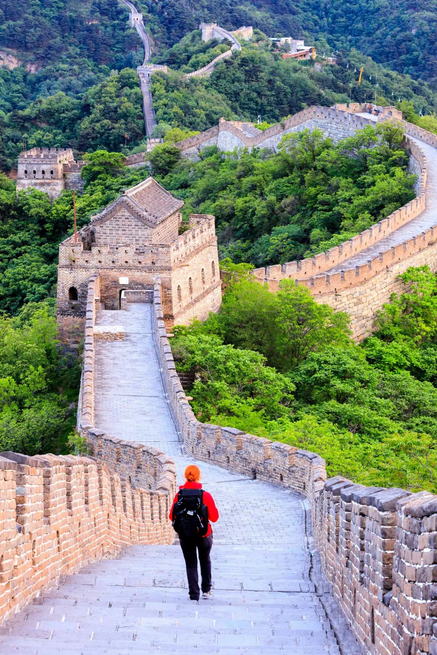 Длина китайской стены от края до края. Великая китайская стена Пекин. Великая китайская стена цинхай. Великая китайская стена Хубэй. Великая китайская стена достопримечательности Пекина.
