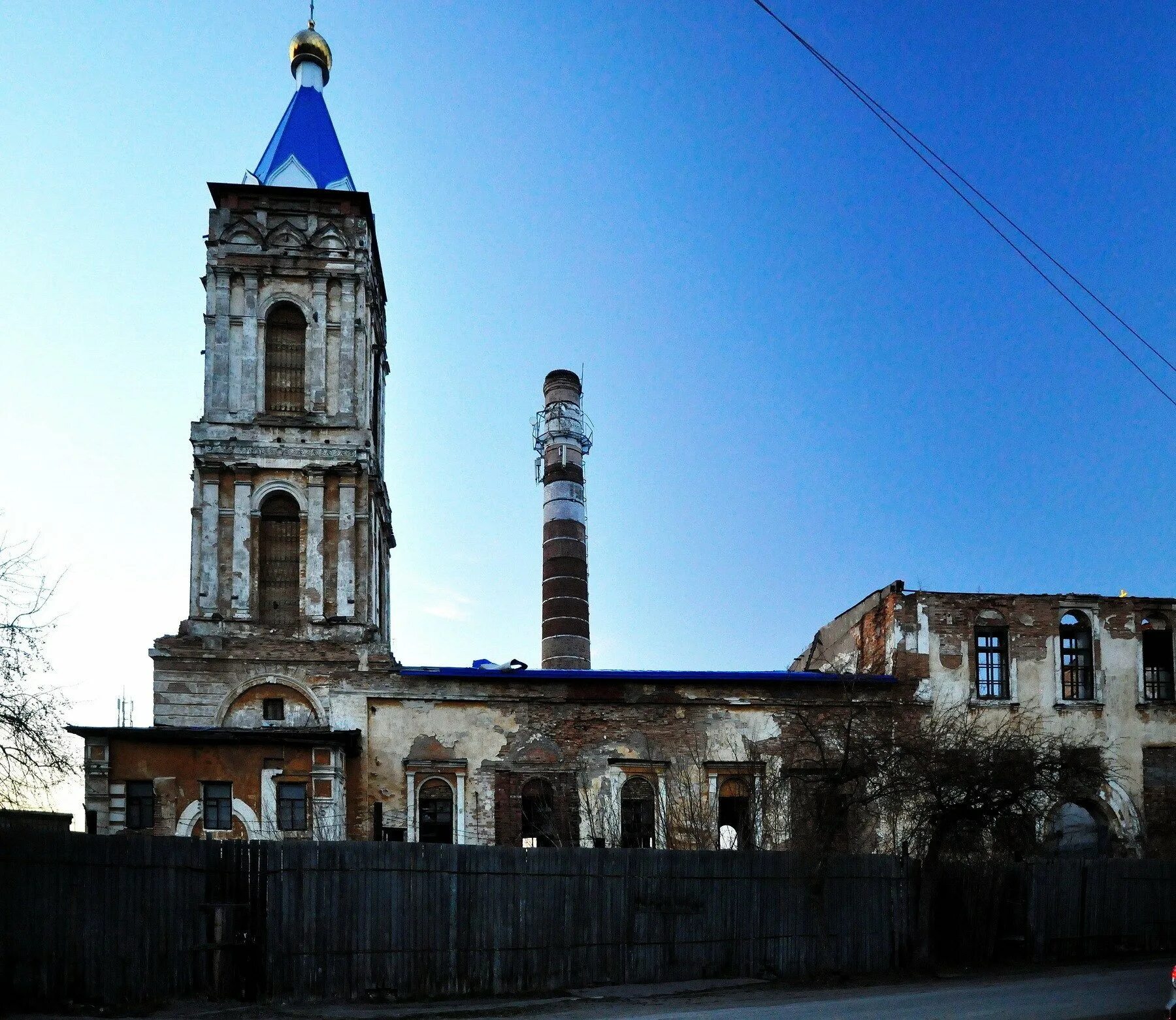 Свято троицкий храм ирбит. Церковь троицы живоначальной (ирбит). Ирбитская церковь. Церковь сретения господня (ирбит). Ирбит.