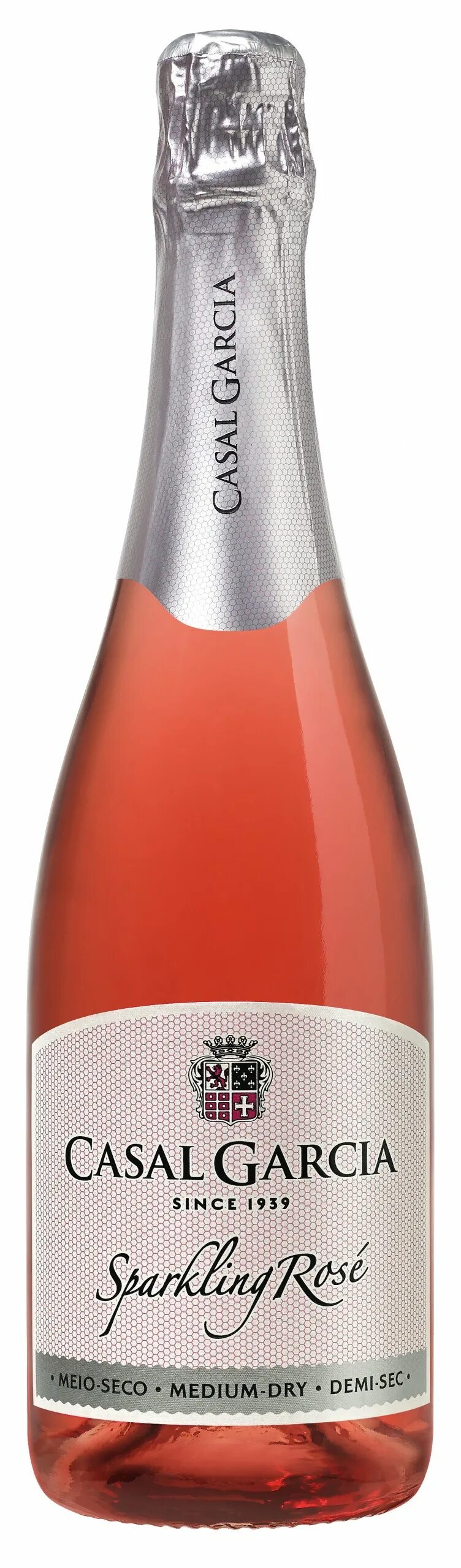 Вино верде гарсиа касале. Casal garcia. Vinho verde португалия розовое полусухое. Казал гарсия виньо верде. Вино казал гарсия белое.