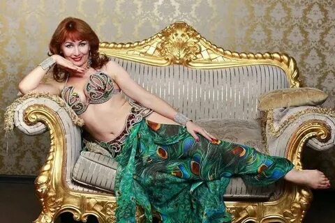 Әйел еркектің көзінше алдайды, еркек жалайды