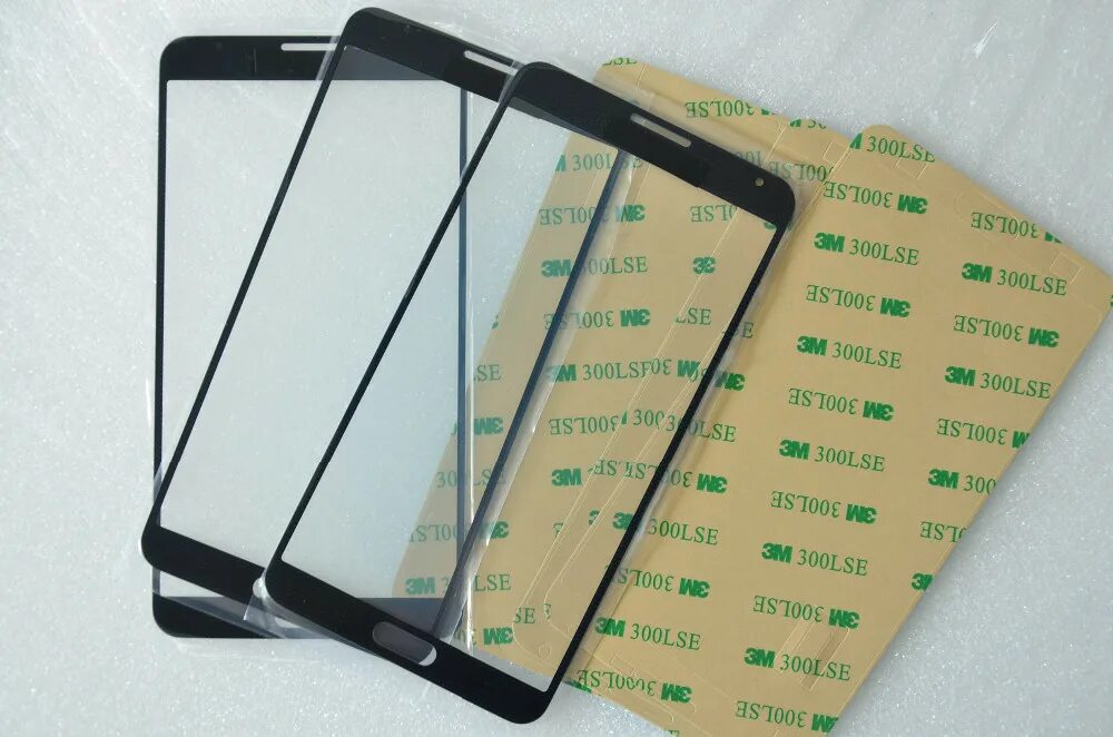 айфон 4s разбита задняя крышка. Samsung galaxy s10 заднее стекло. айфон 4 s разбитый. защитное стекло для самсунг галакси а21s. Iphone с разбитым стеклом.