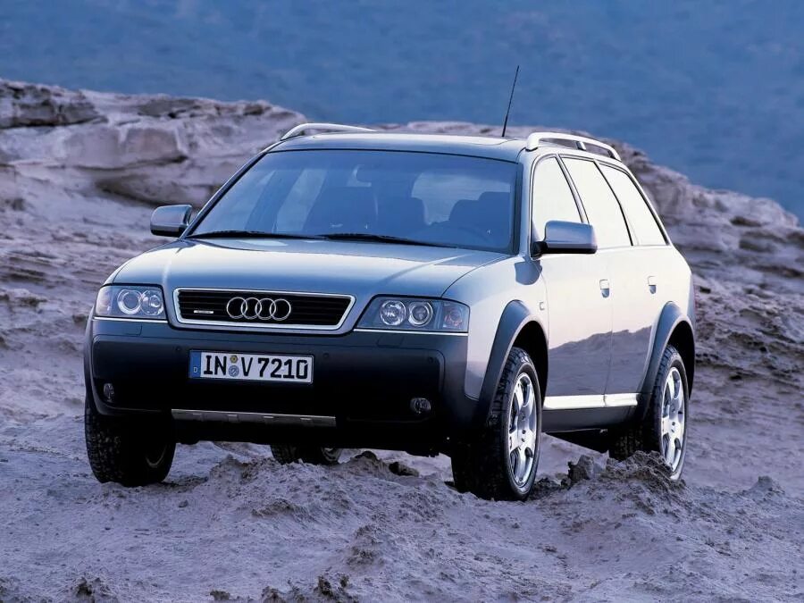 Ауди rs4 avant b5. Audi s4 b5 салон. 2000 2 7. 7 biturbo. Обвес на ауди а6 с5.