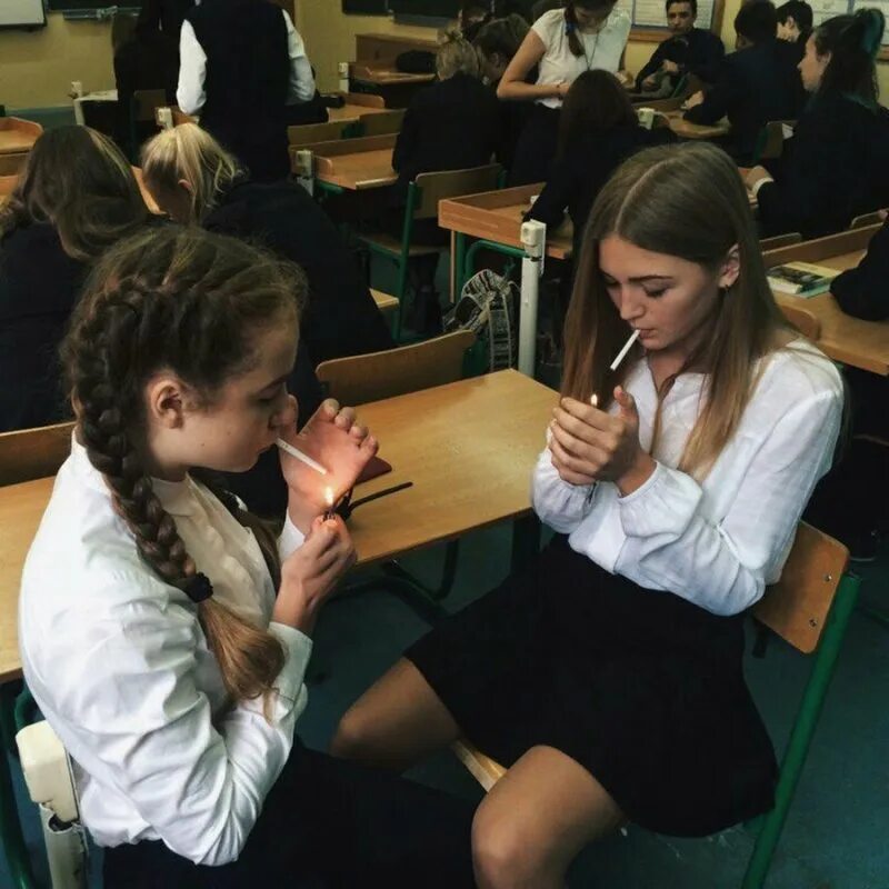 После уроков девчонки. После уроков девчонки