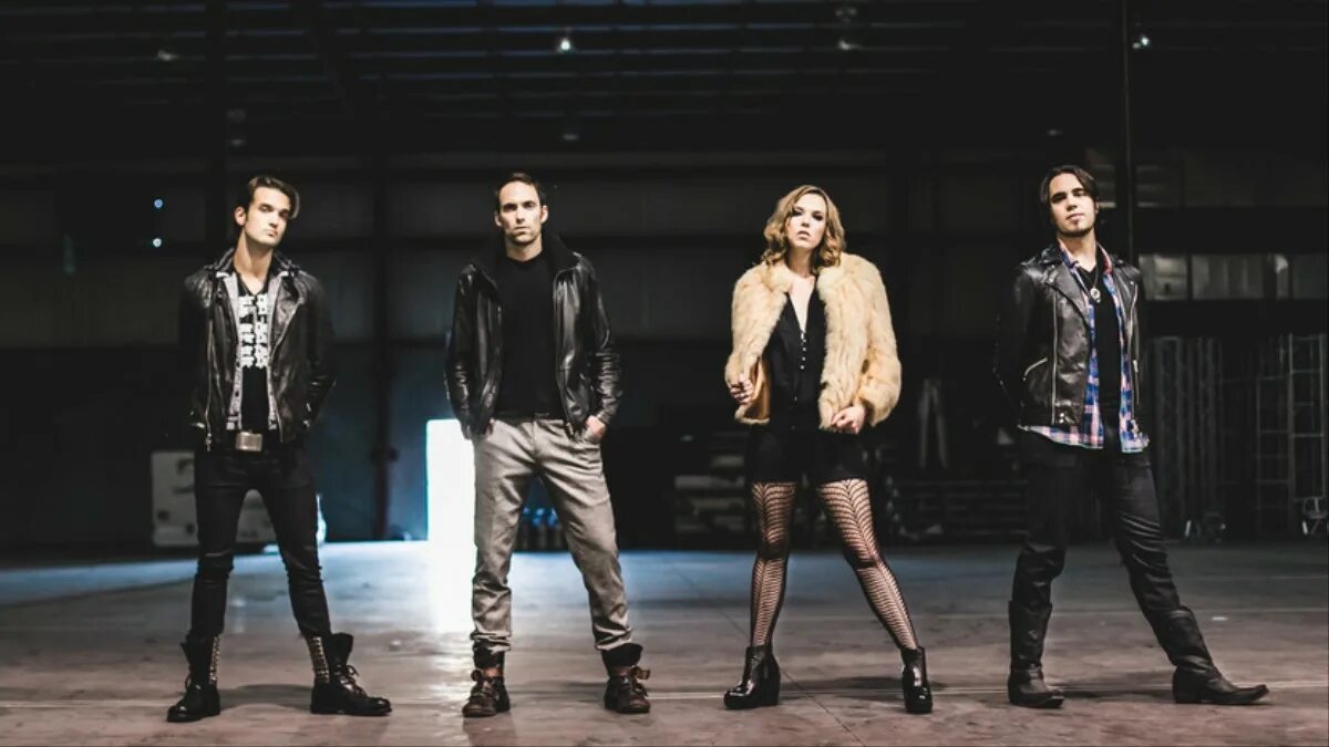 I am the fire halestorm ноты. Halestorm - i am the fire обложка. Рок и альтернативный рок. Halestorm "into the wild life". Halestorm i am the fire.