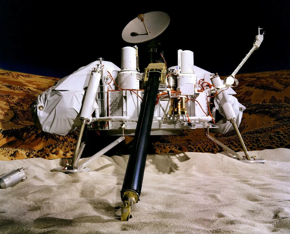 Первая космическая миссия. Викинг-1 космический аппарат. Зонд Викинг 1. Викинг 1 и Викинг 2 марсоходы. Станция Викинг-1.