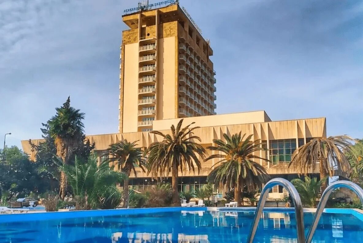 Amza Park Hotel Абхазия. Отель Амза парк отель Абхазия Гагра. Amza Park Hotel 5 Абхазия Гагра. Amza гагры