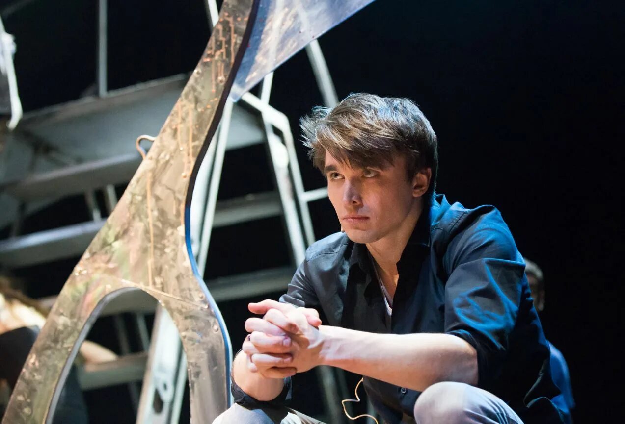 Дориан грей театр луны. «портрет дориана грея». Дмитрий бикбаев дориан грей. Дмитрий бикбаев дориан грей спектакль. Театр луны на ордынке.