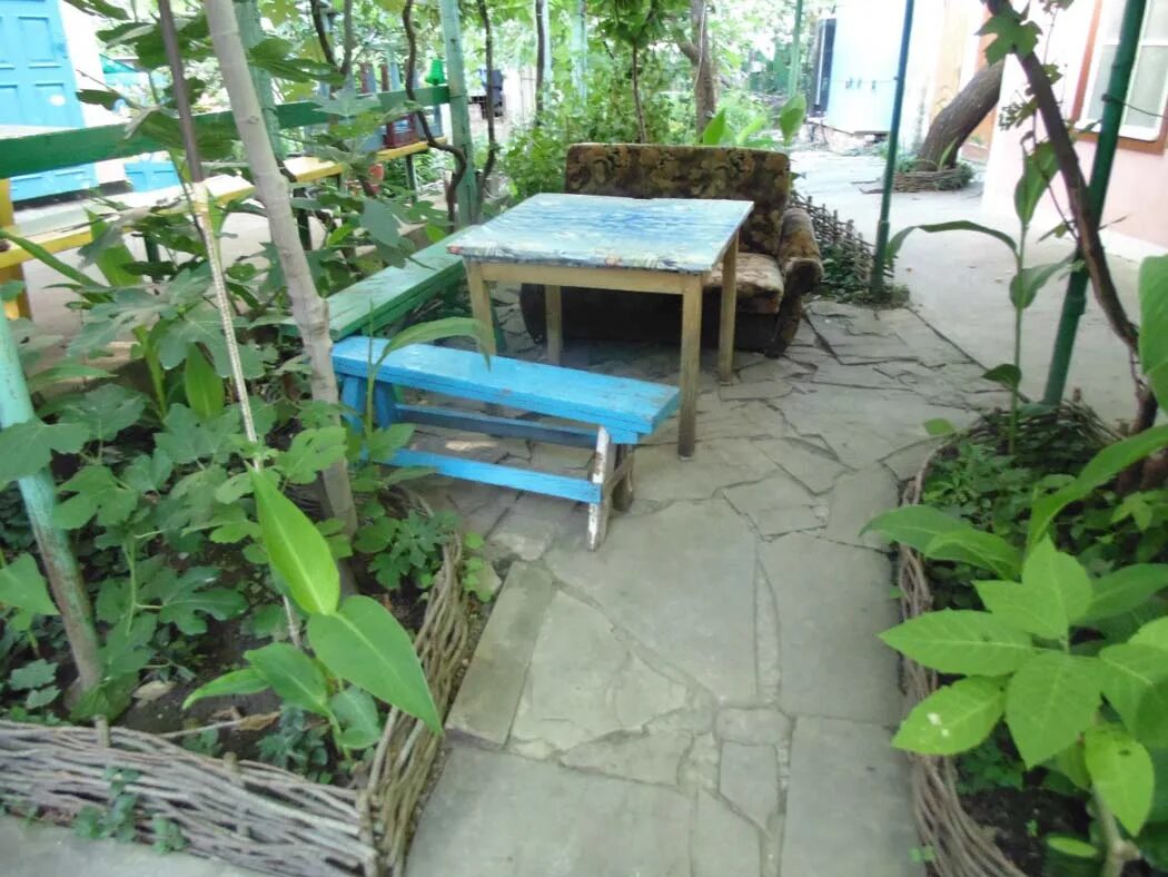 солнечный судак. гостевой дом sunny судак. судак отель солнечный замок. гостевой дом судак солнечный 16/2. солнечная долина крым судакский район.