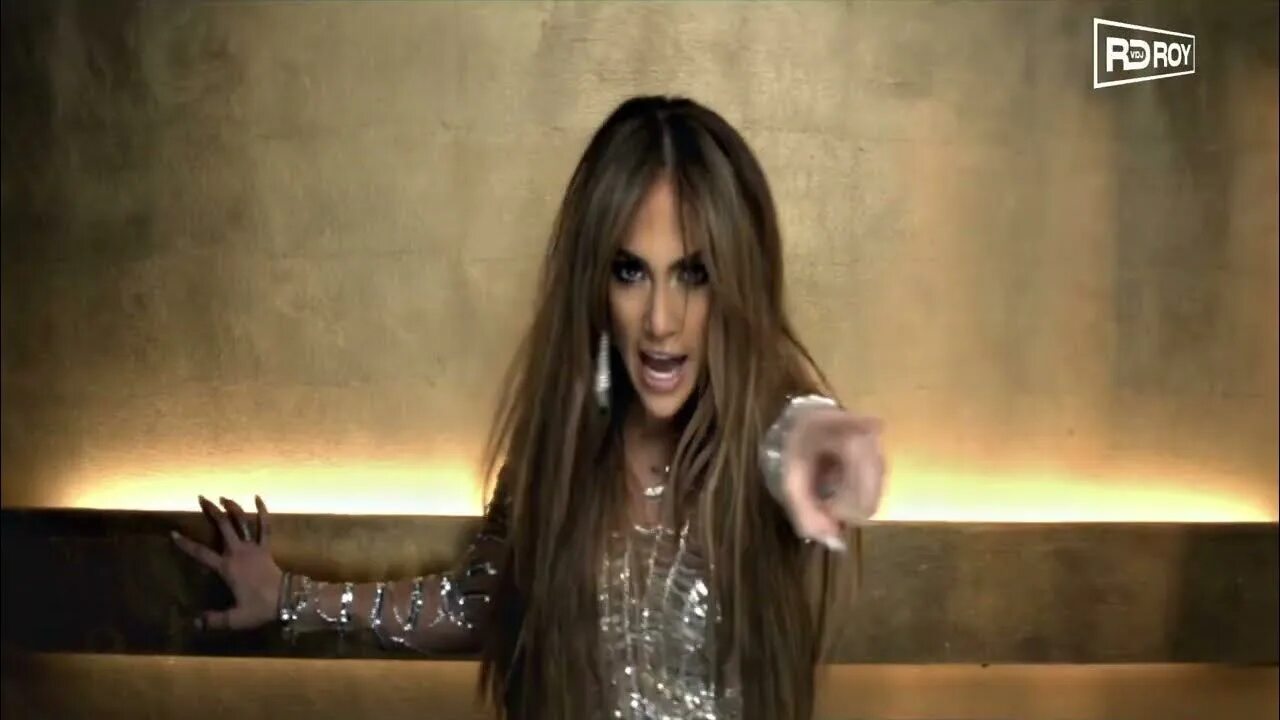 Лопес и питбуль on the floor. Лопес и питбуль on the floor