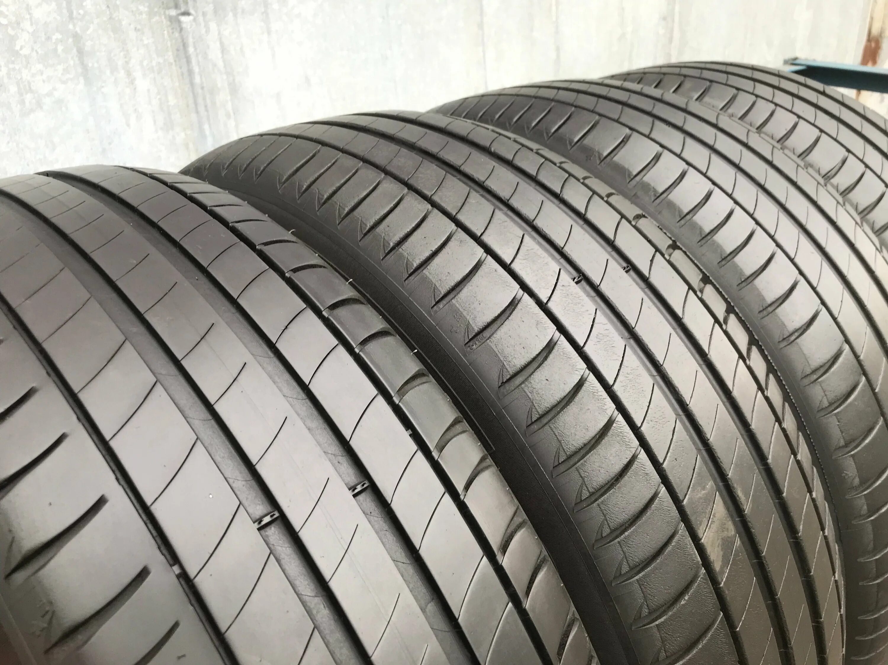 Michelin Primacy 225/65 r17 лето. Michelin Primacy 3 225/55 r18. 215/55 R17 лето Michelin. 225×55 r18 Мишлен. 225 55 18 купить спб