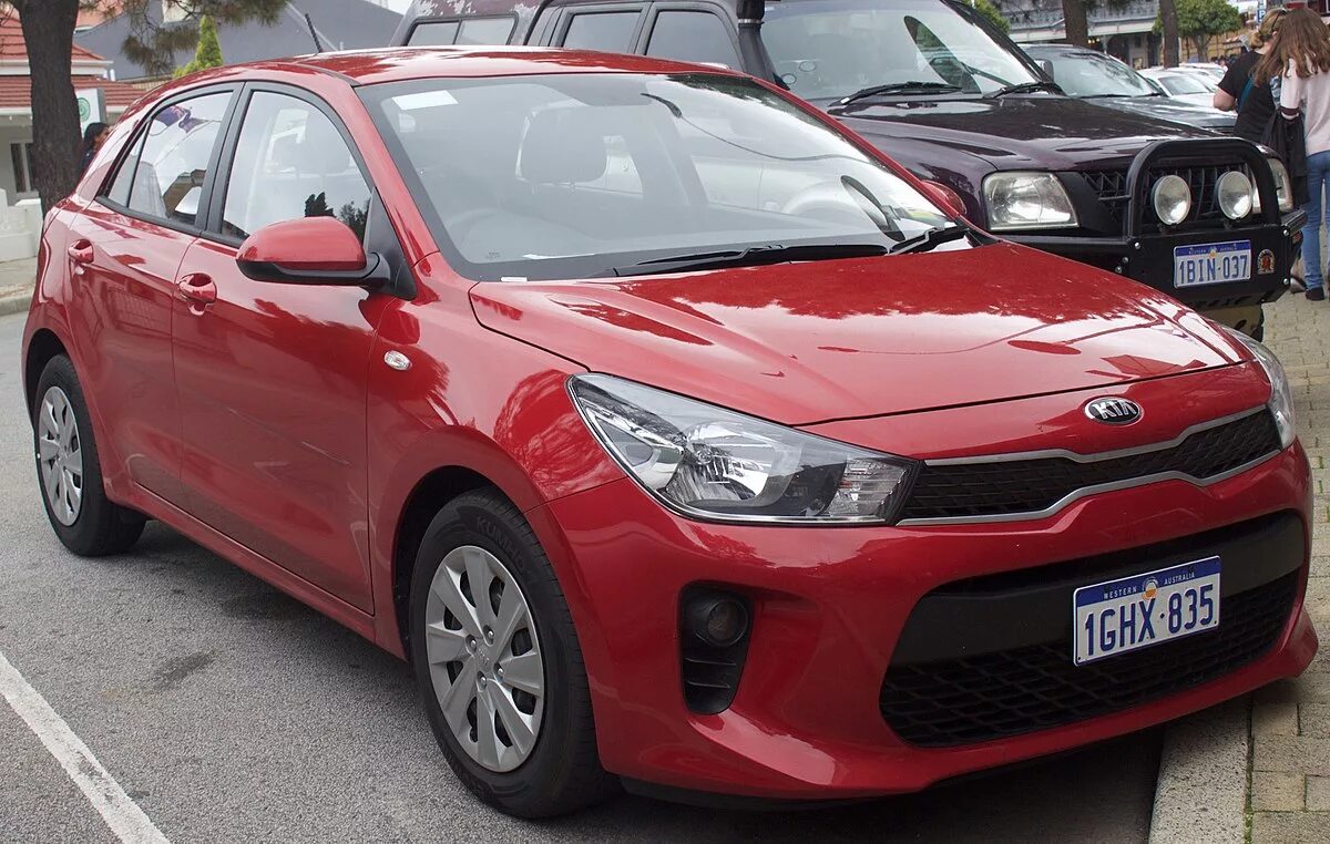 Kia Rio YB 2017. Kia Rio 4 YB. Kia Rio 4 Hatchback. Kia Rio 2017 хэтчбек.