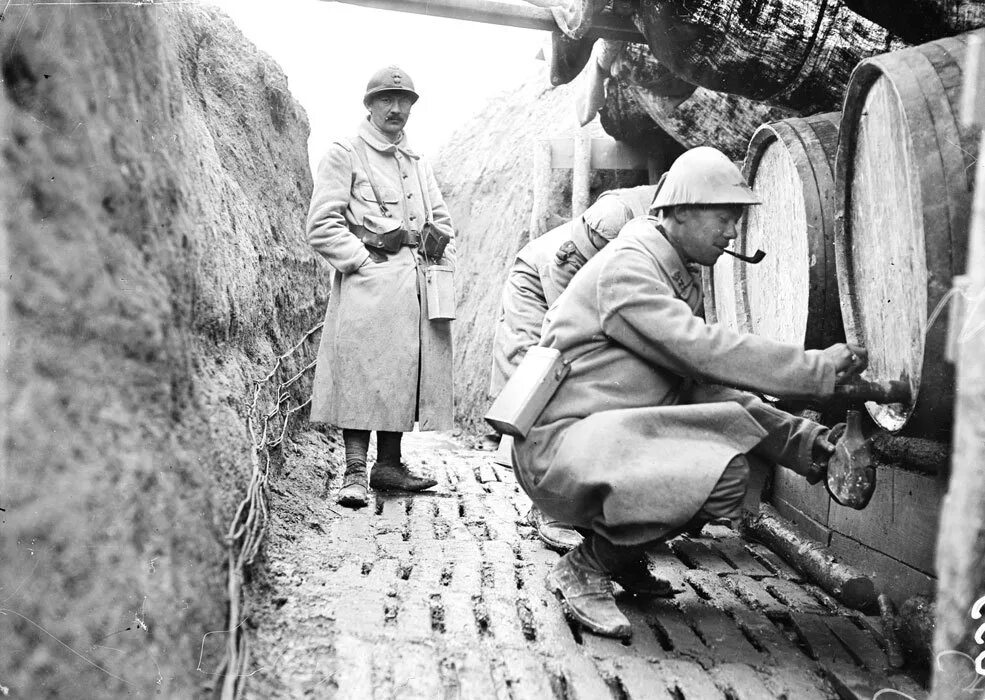 Французские солдаты окопах первой мировой 1914 года. Французы в окопах первой мировой.