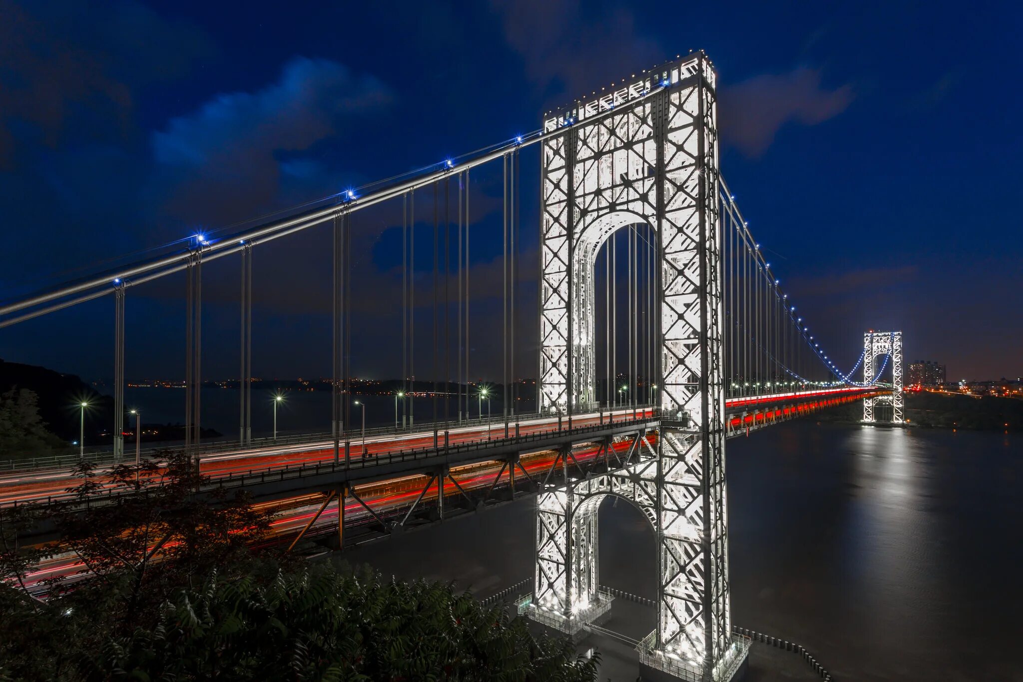 Мост Джорджа Вашингтона. George Washington Bridge Нью-Йорк. Мост Джорджа Вашингтона Манхэттен. Мост Вашингтона через Гудзон. Мост через час