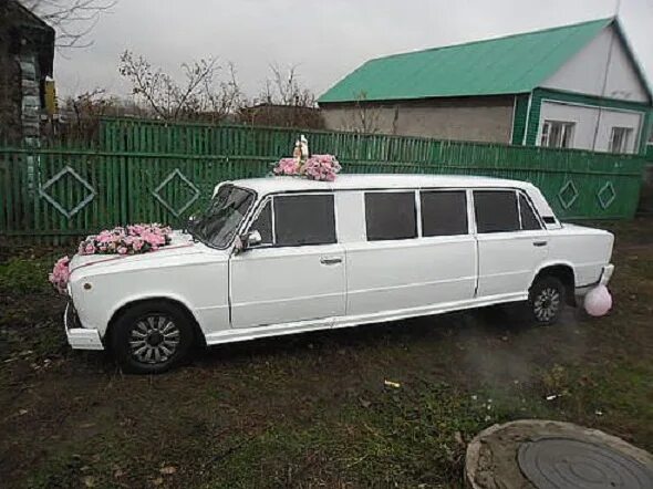 Стрипуха два лимузина две бутылки джина