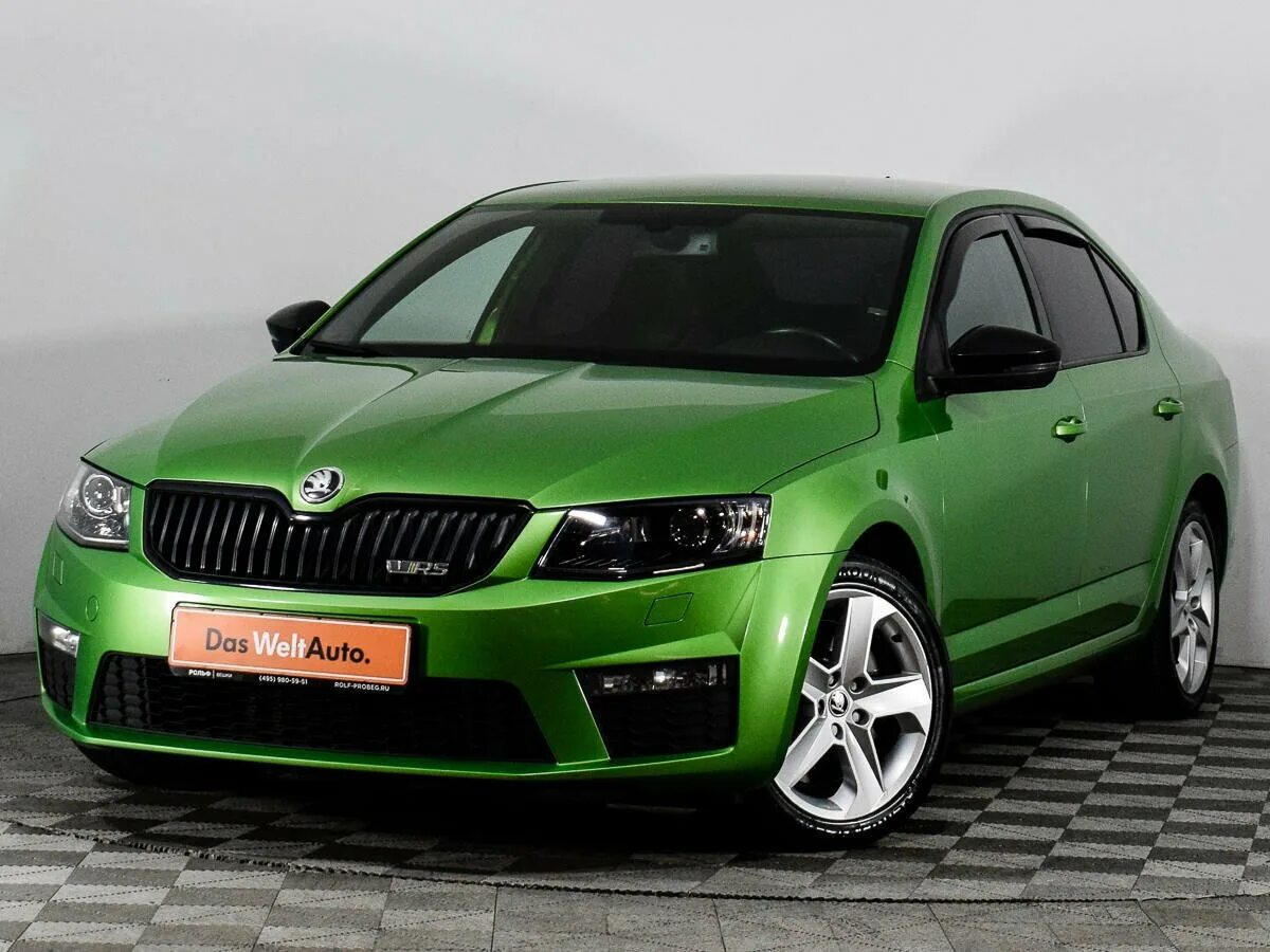 Шкода. Skoda Octavia RS Green 2014. Skoda Octavia зеленая. Skoda Octavia RS Green. Škoda Octavia RS Green 2022.