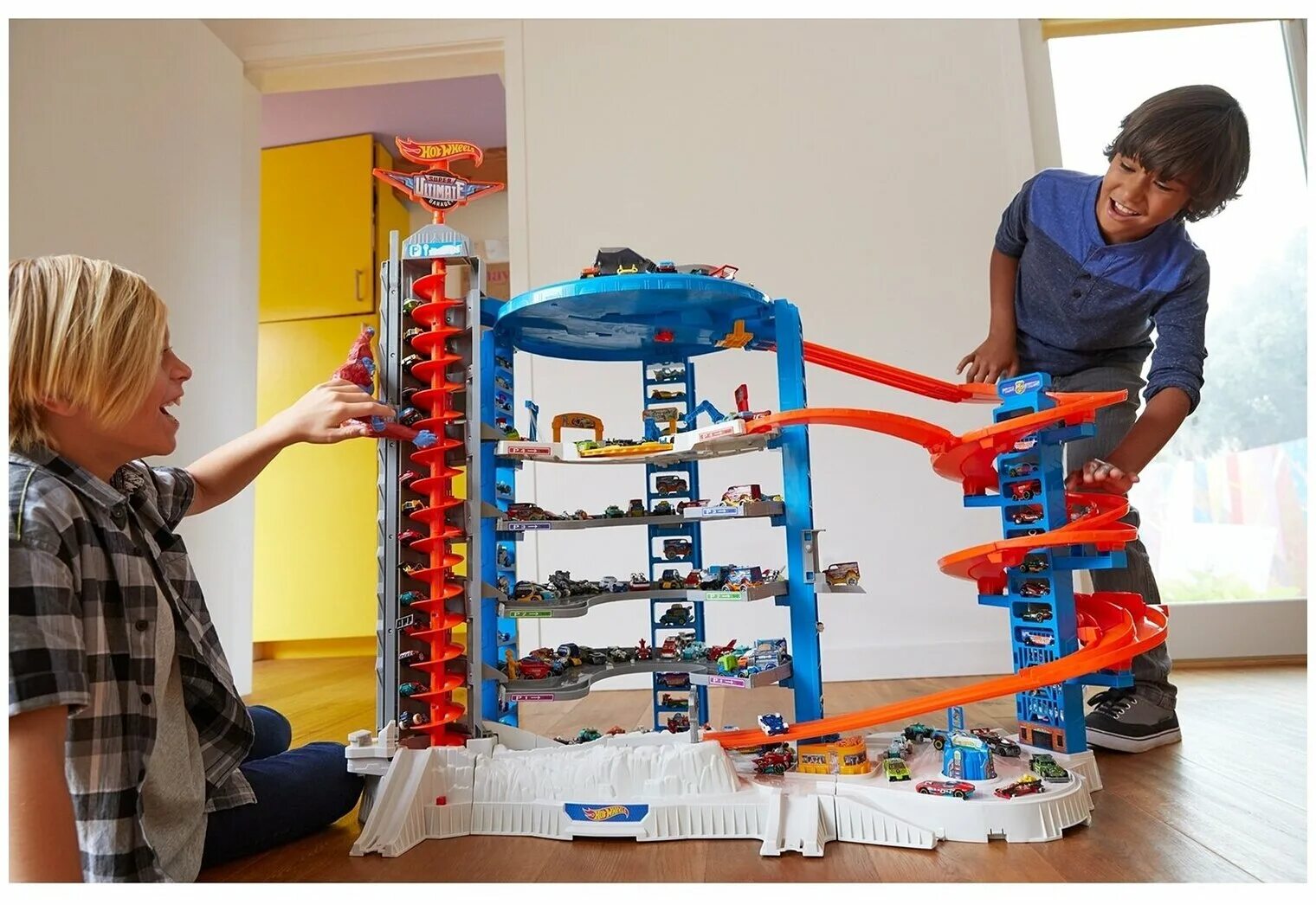 игрушки для мальчика 9 10 лет. гараж hot wheels super ultimate garage fdf25. бластер nerf зомби страйк ордовик (b1532). Nerf elite rhino fire нерф рино фаер бластер. Meccanoid g15.