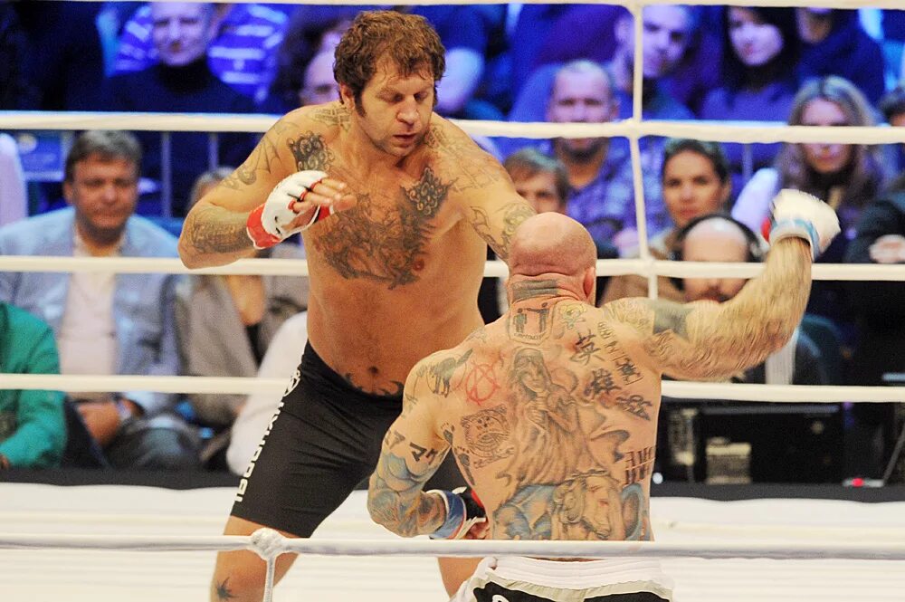 Александр емельяненко джефф монсон 2022. Федор емельяненко монсон. Монсон емельяненко бой. Джефф монсон емельяненко. Монсон емельяненко бой.